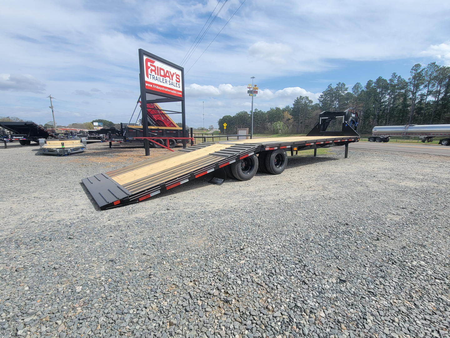 New 2026 Diamond C Trailers FMAX210 32' x 102" Hydraulic Dovetail Equipment Trailer