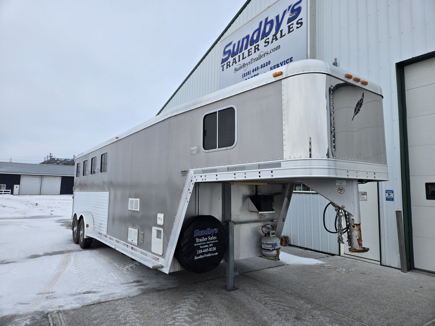 Used 2006 Featherlite 4H Weekender