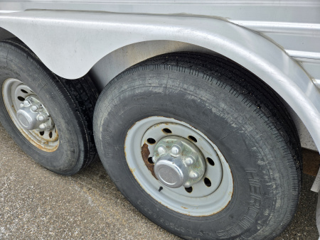 Used 2006 Featherlite 4H Weekender