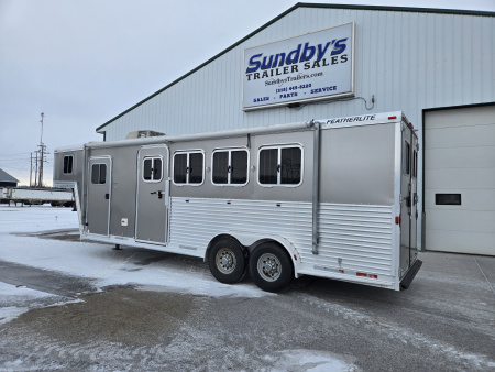 Used 2006 Featherlite 4H Weekender