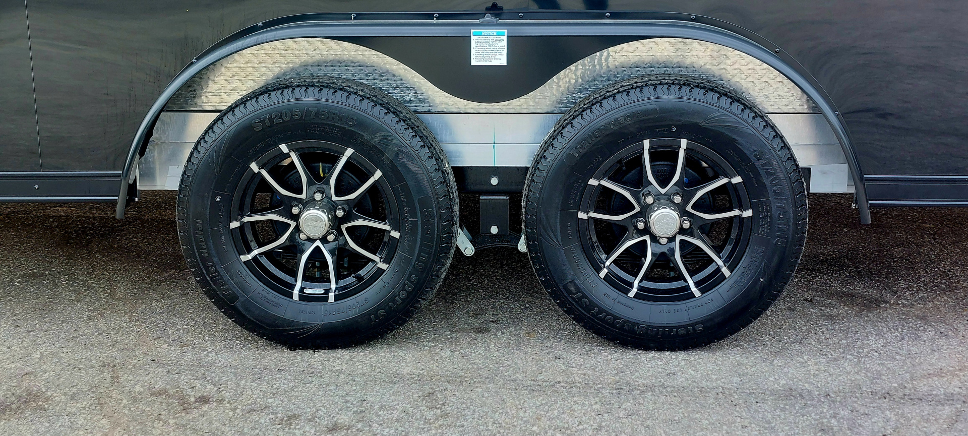 New 7.5 X 18 + 5 'VNOSE SNOWMOBILE ENCLOSED ALL ALUMINUM POLY COMPOSITE EXTERIOR LIGHTNING