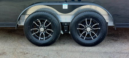 New 7.5 X 18 + 5 'VNOSE SNOWMOBILE ENCLOSED ALL ALUMINUM POLY COMPOSITE EXTERIOR LIGHTNING