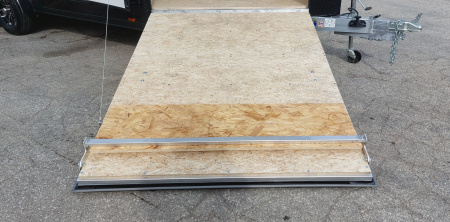 New 7.5 X 18 + 5 'VNOSE SNOWMOBILE ENCLOSED ALL ALUMINUM POLY COMPOSITE EXTERIOR LIGHTNING