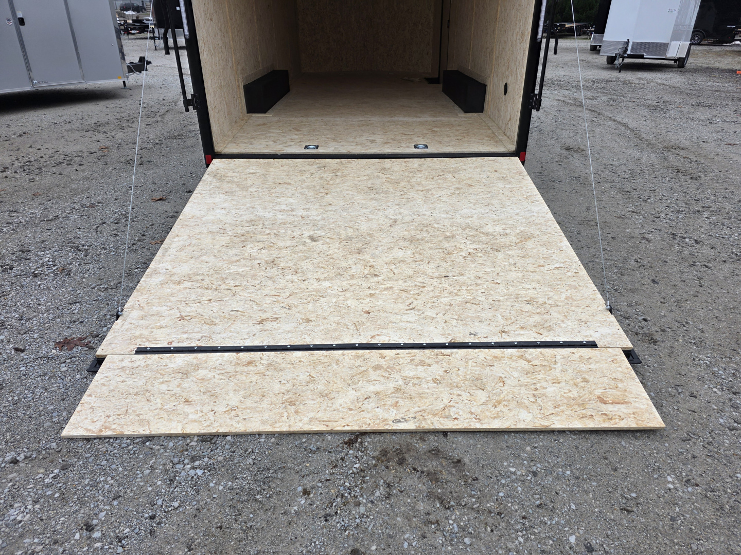 New 2026 Formula Trailers 8.5X20 10K GVWR 080 SCREWLESS EXTERIOR BLACKOUT 7' INSIDE ALUMINUM WHEELS UTV SXS CAR Cargo / Enclosed Trailer