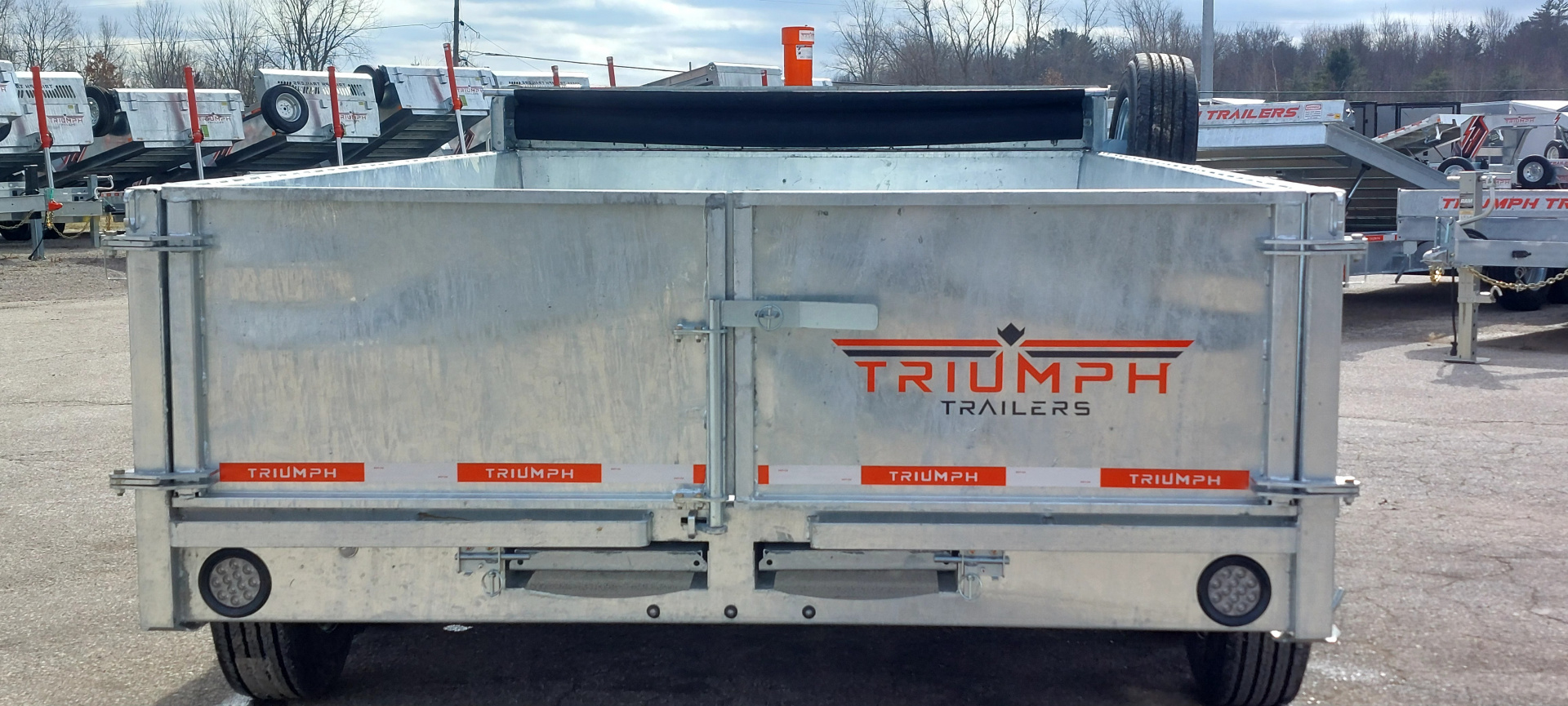 New 82 X 14 GALVANIZED DUMP 8 K AXLES SPARE INCLUDED 2026 TRIUMPH