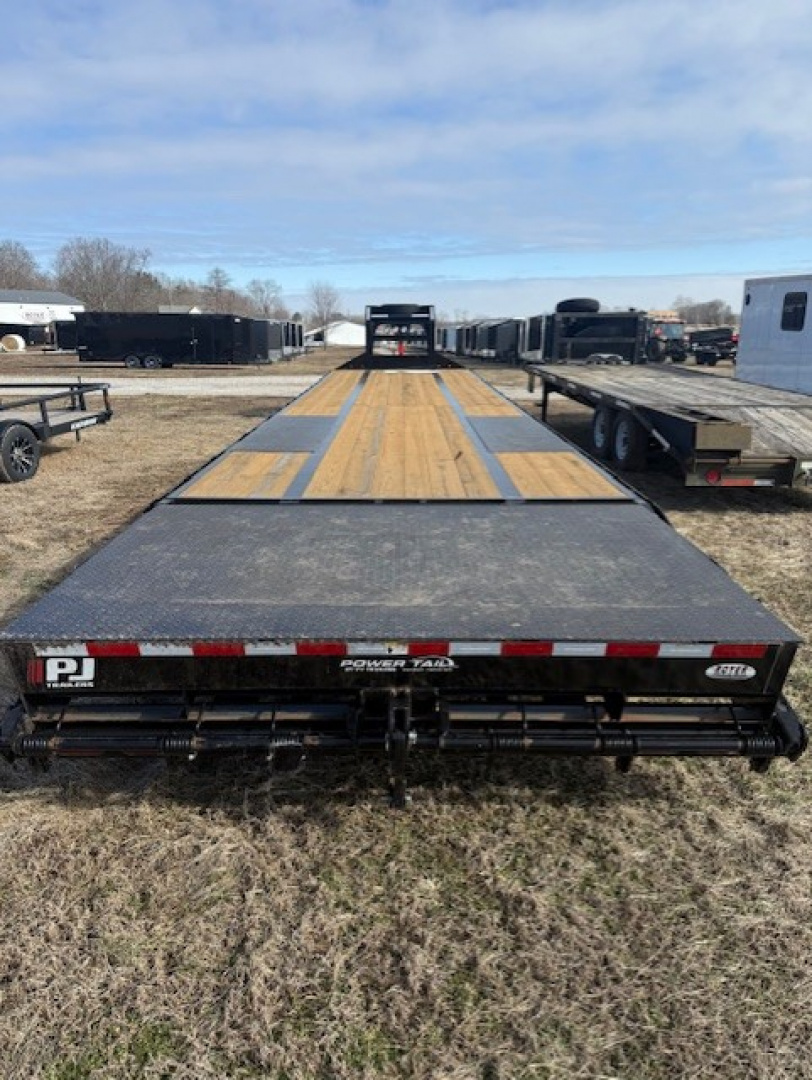 Used 2024 PJ Trailers 40' GOOSENECK (35+5) LD w/ POWERTAIL Deckover Trailer