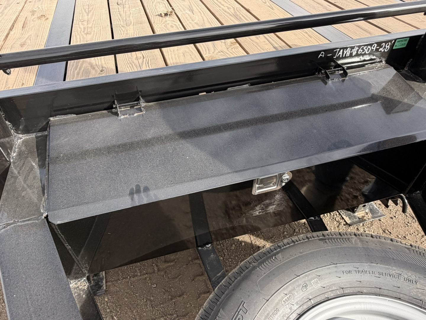 New 2026 Diamond T 8.5-28 Tandem Dual Deckover Pintle Equipment Hauler  W/ MAXX Ramps 24K GVWR
