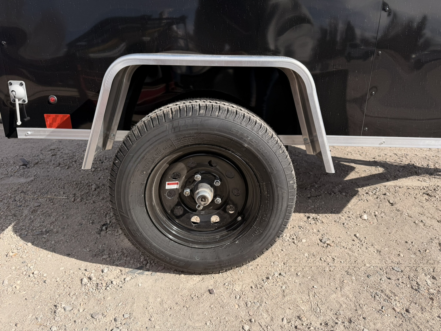 New 2026 Cross Trailers 4-6-1.5V Enclosed Barn Door 2K GVWR