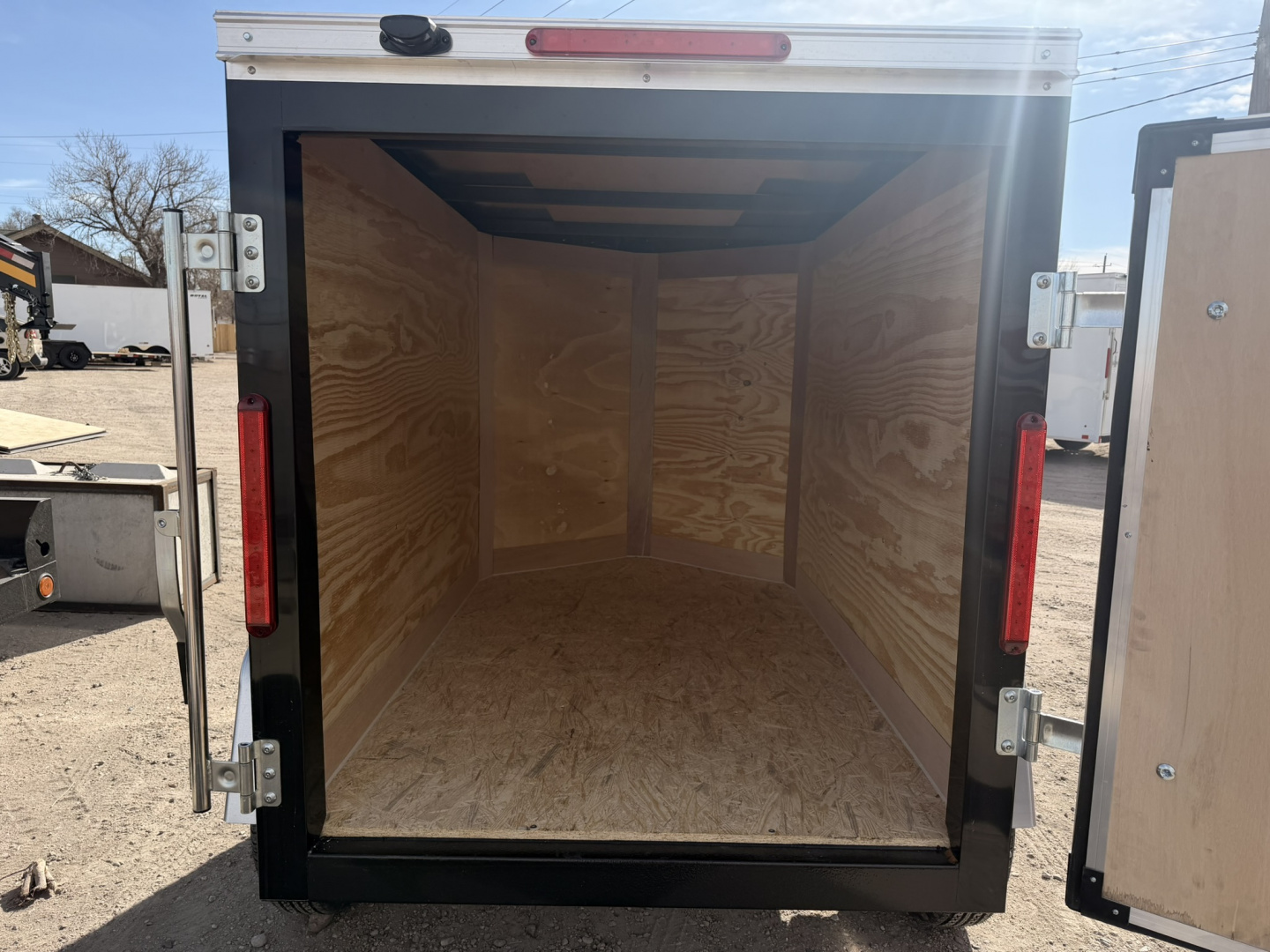 New 2026 Cross Trailers 4-6-1.5V Enclosed Barn Door 2K GVWR