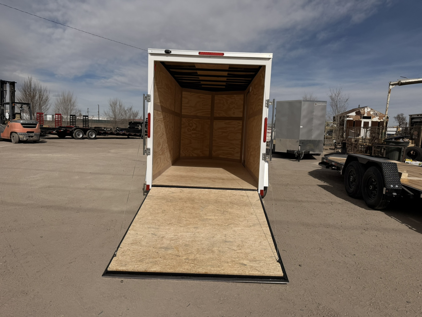 New 2026 Cross Trailers 6-12 Enclosed 3K GVWR