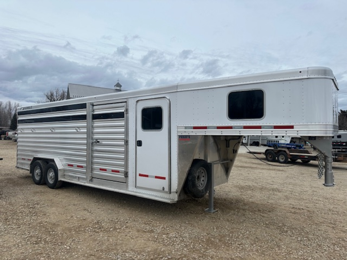 New 2026 Featherlite 24' Combo