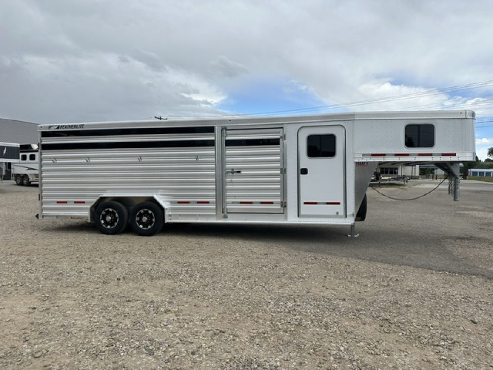 New 2026 Featherlite 24' Combo
