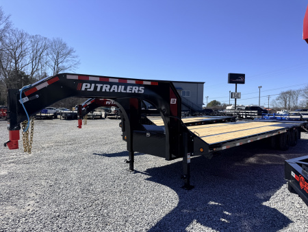 New 2026 PJ Trailers 102X30 GOOSENECK 25K GVWR (MEGA RAMPS) Flatbed Trailer