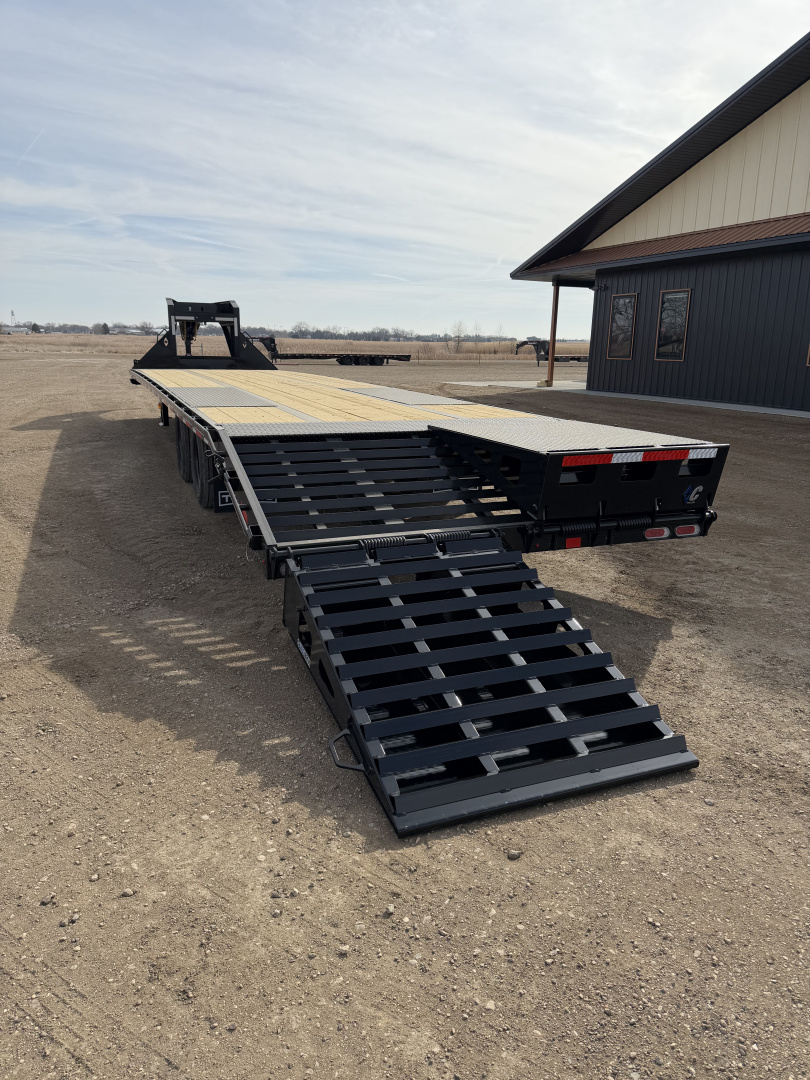 New 2026 Diamond C Trailers FMAX212 2.0 Flatbed Trailer