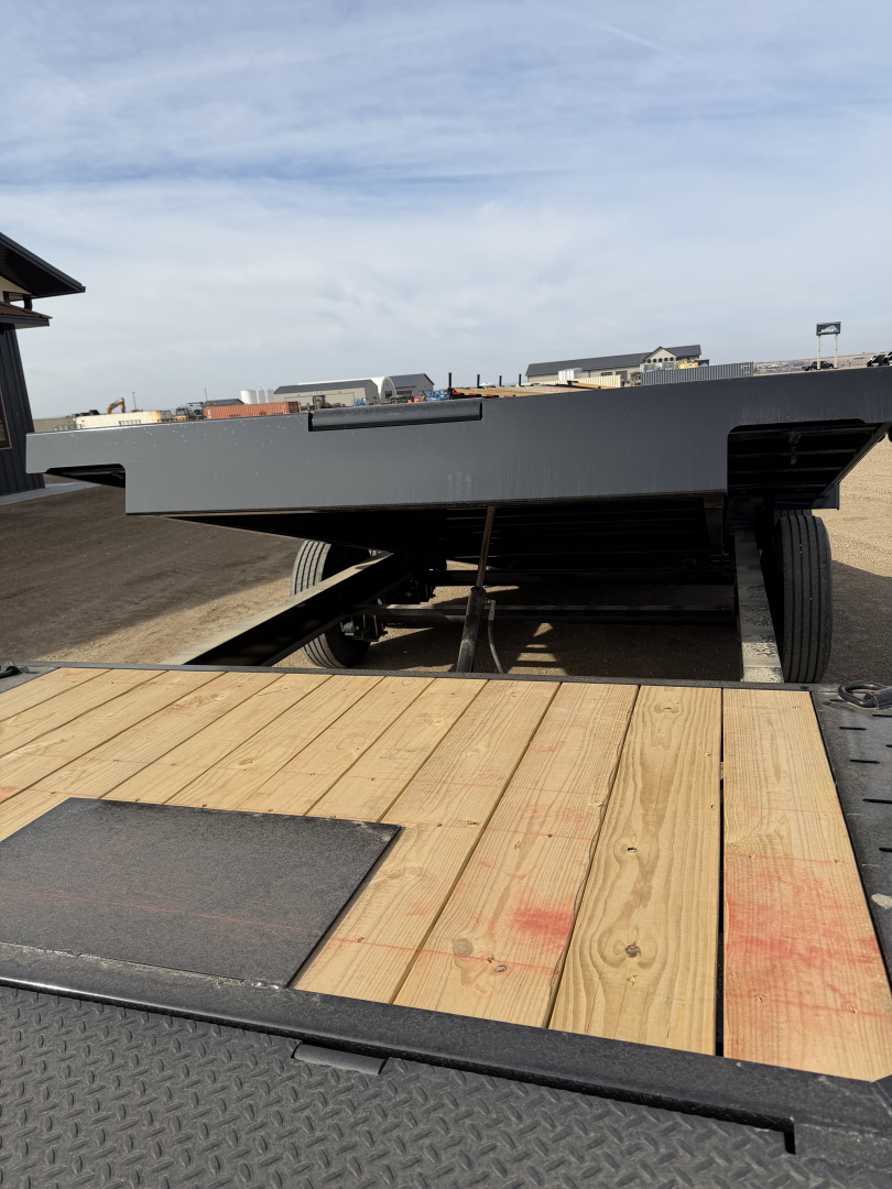 New 2026 Diamond C Trailers HXD207 Tilt Trailer