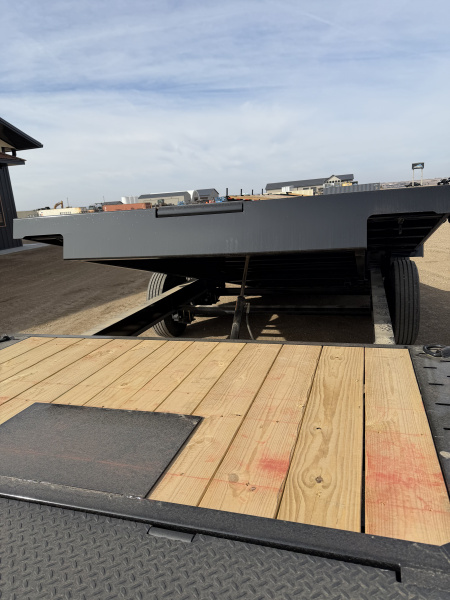 New 2026 Diamond C Trailers HXD207 Tilt Trailer