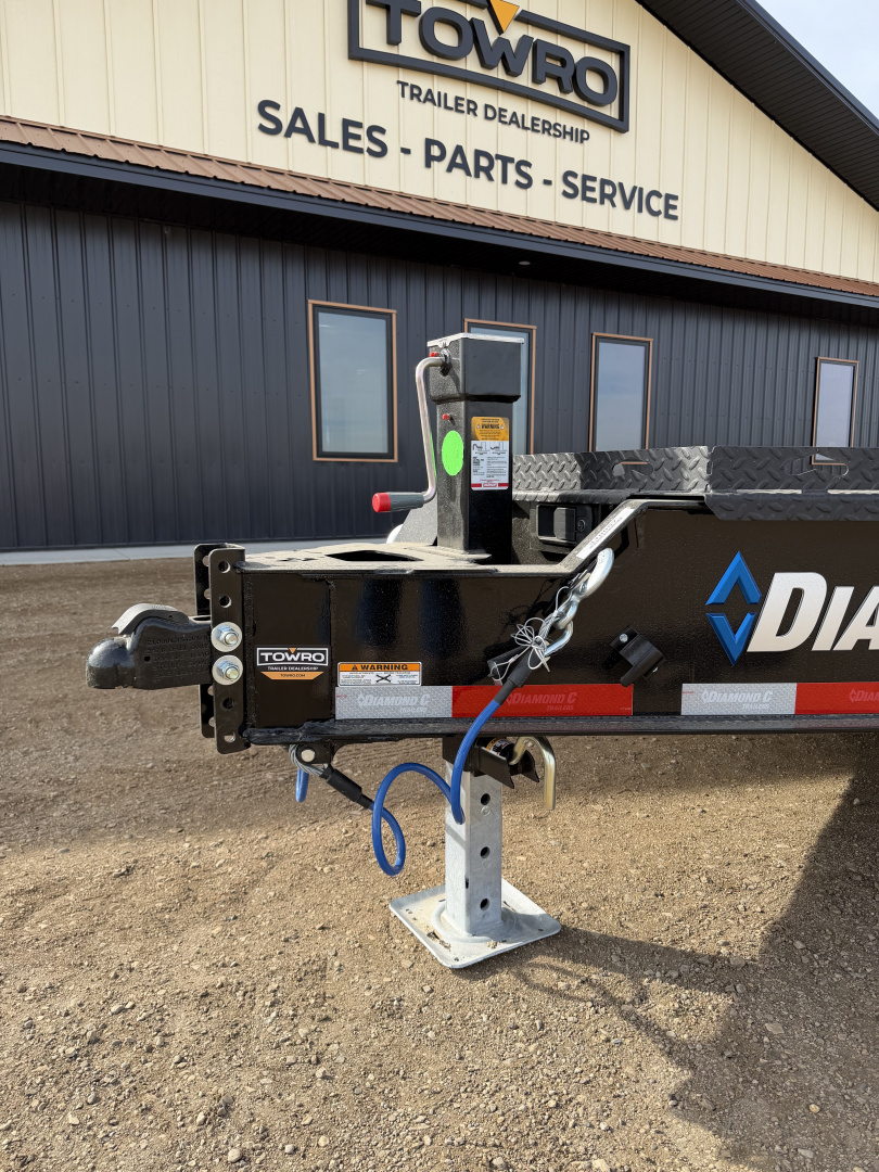 New 2026 Diamond C Trailers DEC207 Deckover Trailer