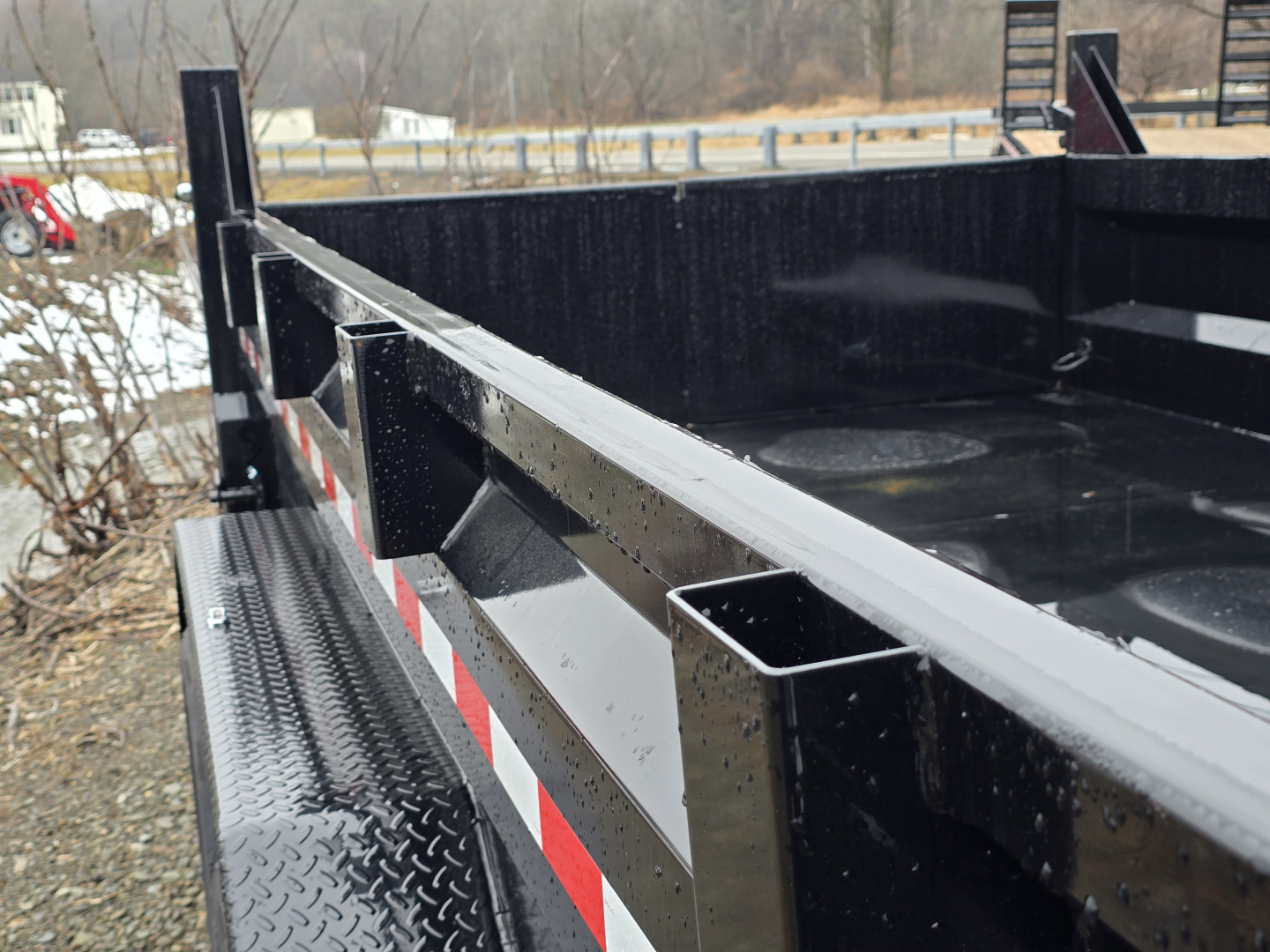 New 2026 Sure-Trac 7x14 14K- Gooseneck- Ramps- Combo Gate- Spare Tire Carrier- Stake Pockets- Integrated Tarp- Drop Leg Jacks