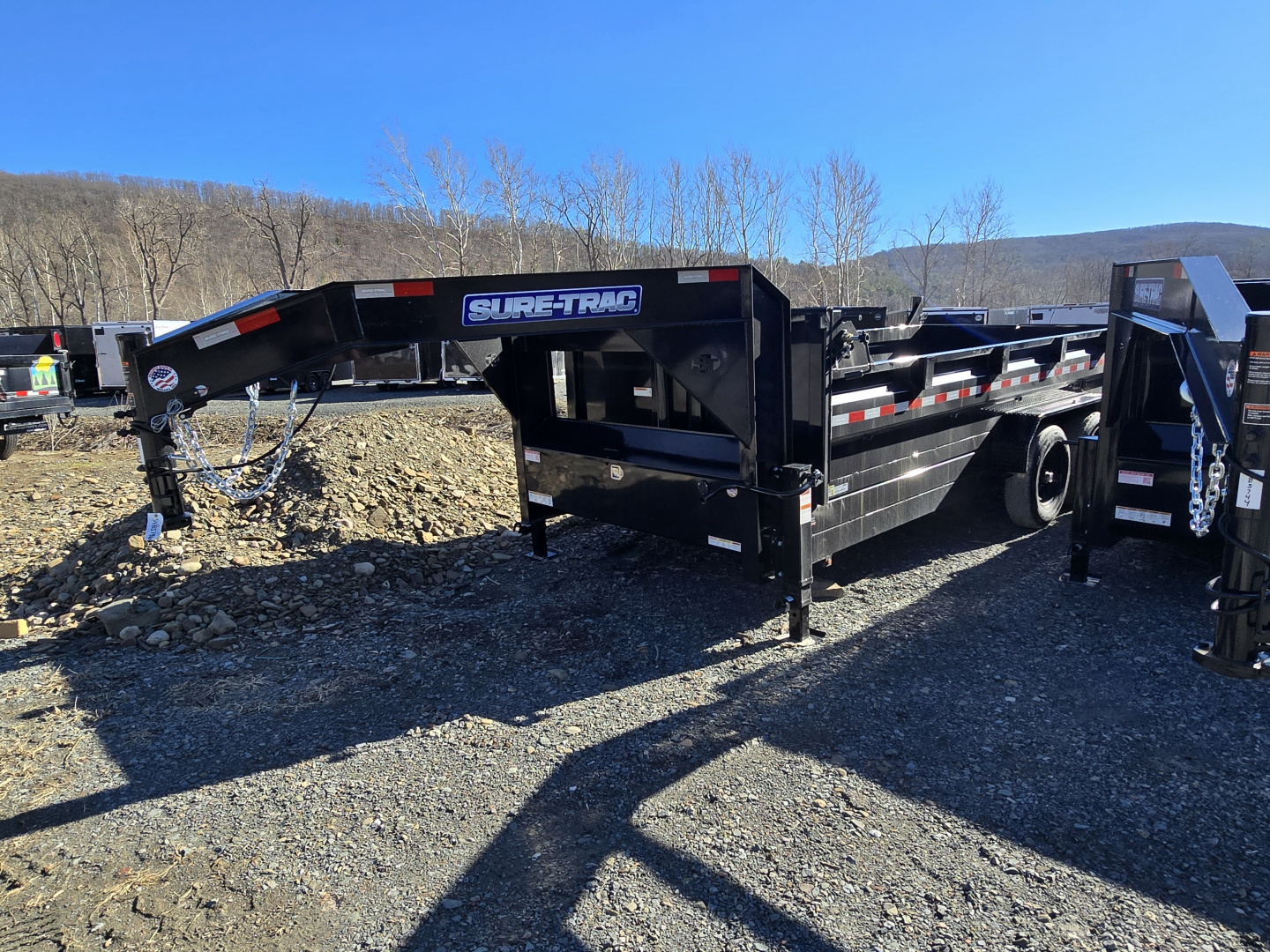 New 2026 Sure-Trac 7x16 14K Gooseneck Dump Trailer- Combination Gate- Tarp Kit- Ramps- Spare Tire Carrier- Drop leg Jacks