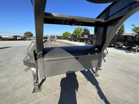 Used 2022 Diamond C Trailers FMAX207L32X102MR Flatbed Trailer