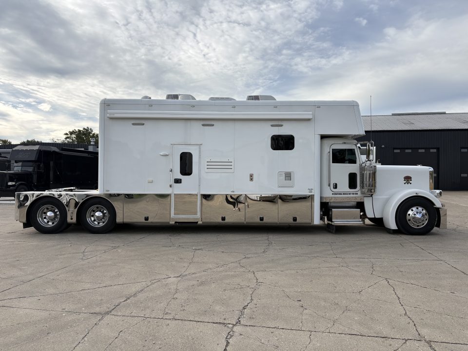 Used 2023NRC Toter Home