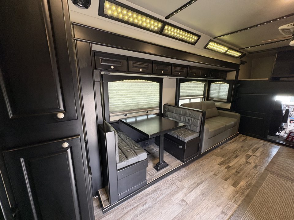 Used 2023NRC Toter Home