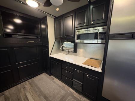 Used 2023NRC Toter Home