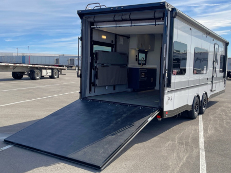 New ATC 2816 PLa 550 Aluminum Toy Hauler: Generator, Happijac, AC, Lifetrac
