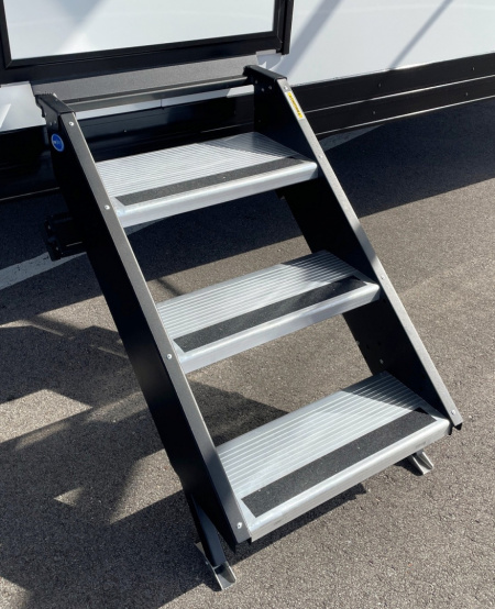 New ATC 2816 PLa 550 Aluminum Toy Hauler: Generator, Happijac, AC, Lifetrac