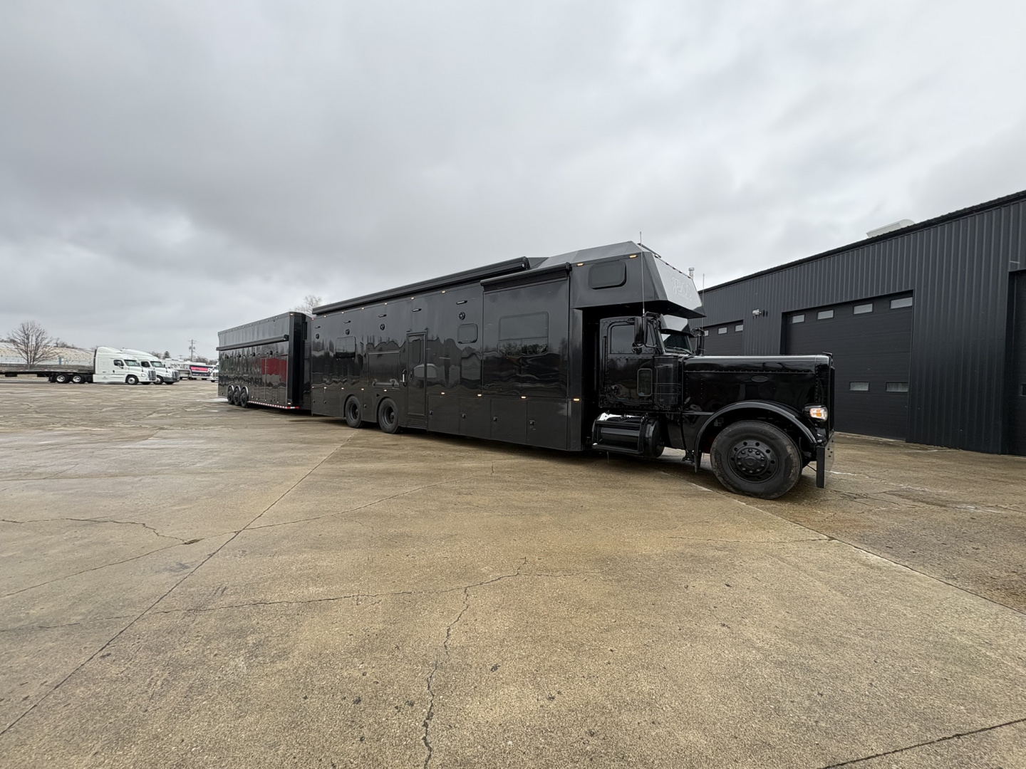 Used 2024 JDCC 46' Peterbilt Custom Coach & 38' 3 Car Stacker w/ Internal rear door lift Package $1,299,999.00