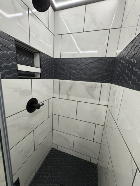 Used 2024 JDCC 46' Peterbilt Custom Coach & 38' 3 Car Stacker w/ Internal rear door lift Package $1,299,999.00