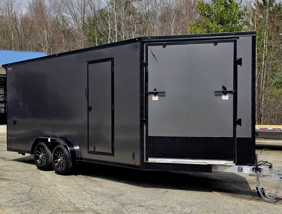 New 7.5 X 18 +5' V-NOSE SNOWMOBILE ENCLOSED POLY COMPOSITE EXTERIOR ALL ALUMINUM LIGHTNING