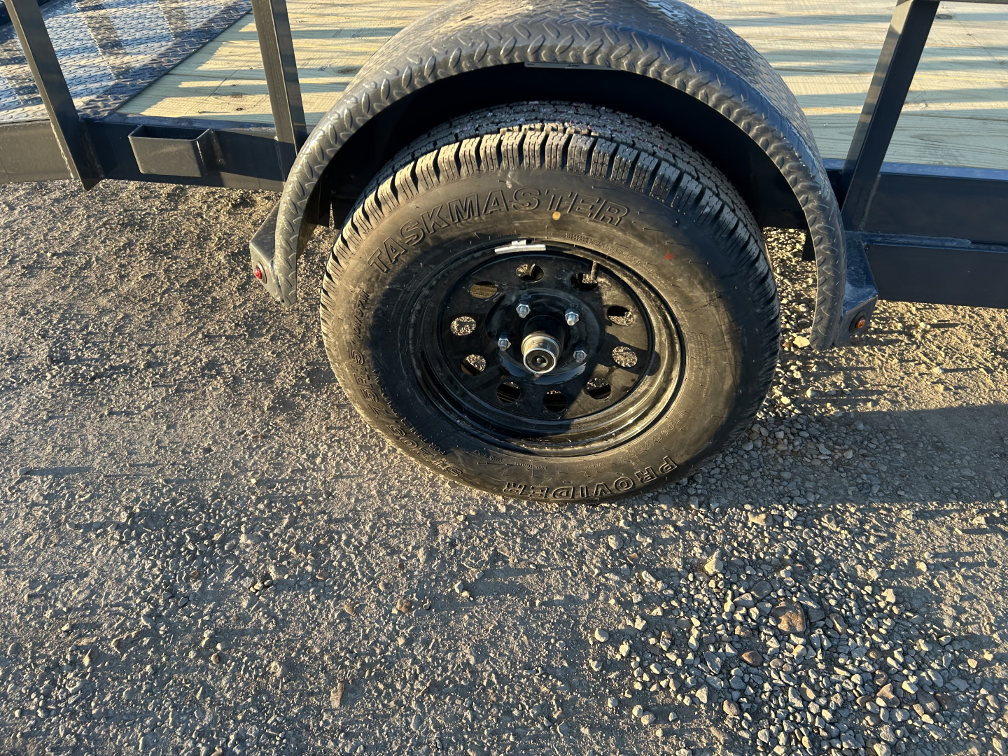 New 2026 Lamar Utility Trailer | 83" x 12' | 3k GVWR