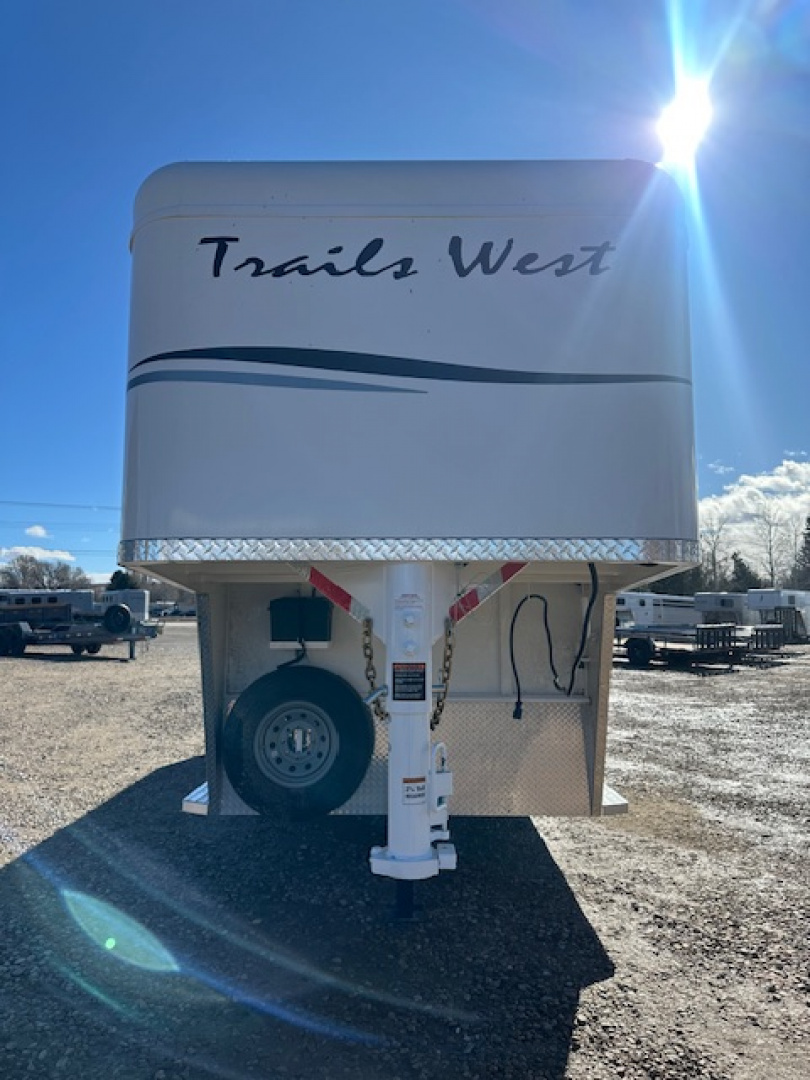 New 2026 Trails West 5x10 Super Tack Combo