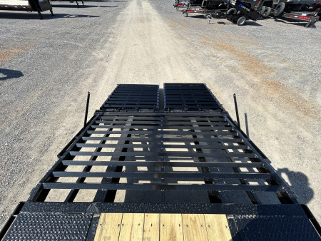 New 2026 MAXXD Gooseneck Flatbed Trailer | 102" x 28' 30K GVWR