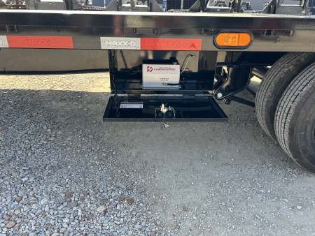 New 2026 MAXXD Gooseneck Flatbed Trailer | 102" x 28' 30K GVWR