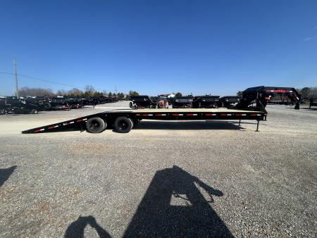 New 2026 MAXXD Hydraulic Dovetail Gooseneck Trailer | 102" x 36' | 40K GVWR