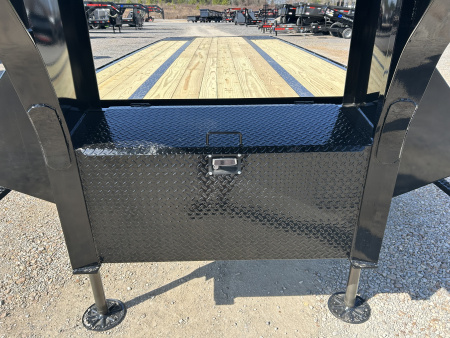 New 2026 MAXXD Hydraulic Dovetail Gooseneck Trailer | 102" x 36' | 40K GVWR