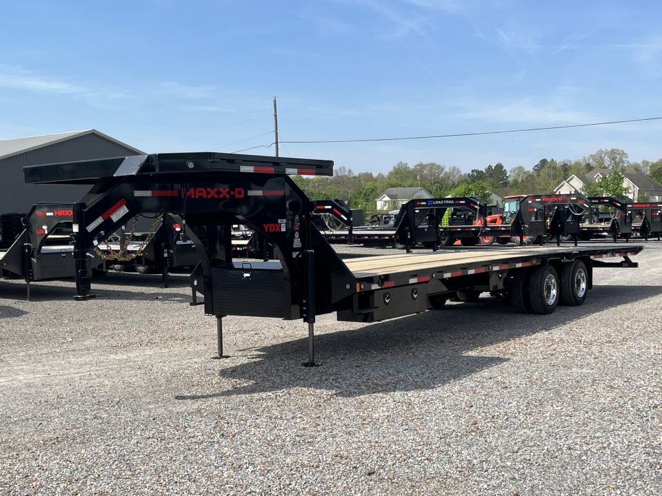 New 2026 MAXXD Gooseneck Trailer | 32' x 102' 30K GVWR