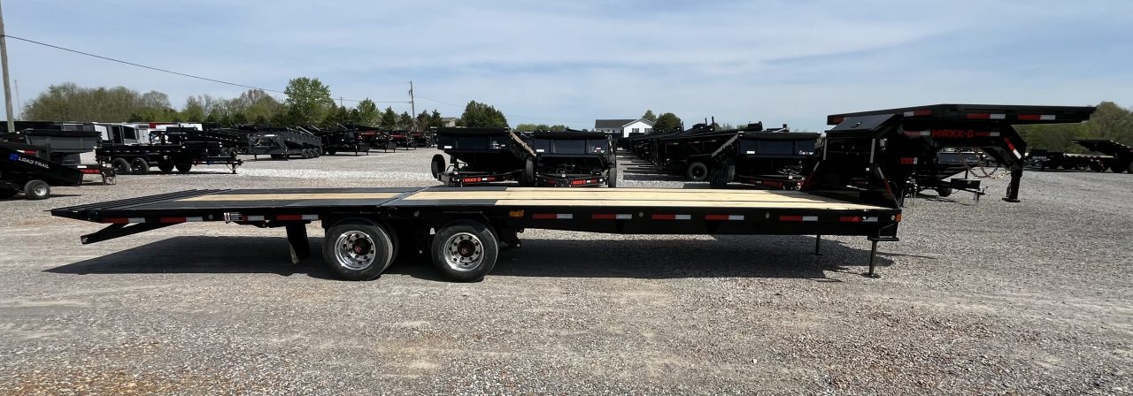 New 2026 MAXXD Gooseneck Trailer | 32' x 102' 30K GVWR