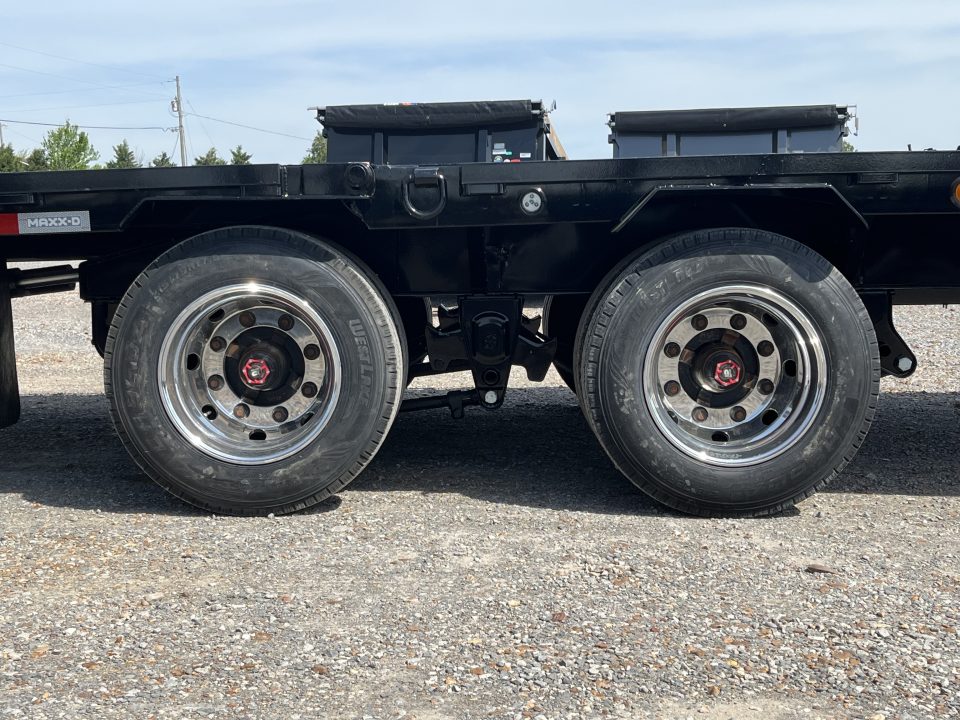 New 2026 MAXXD Gooseneck Trailer | 32' x 102' 30K GVWR