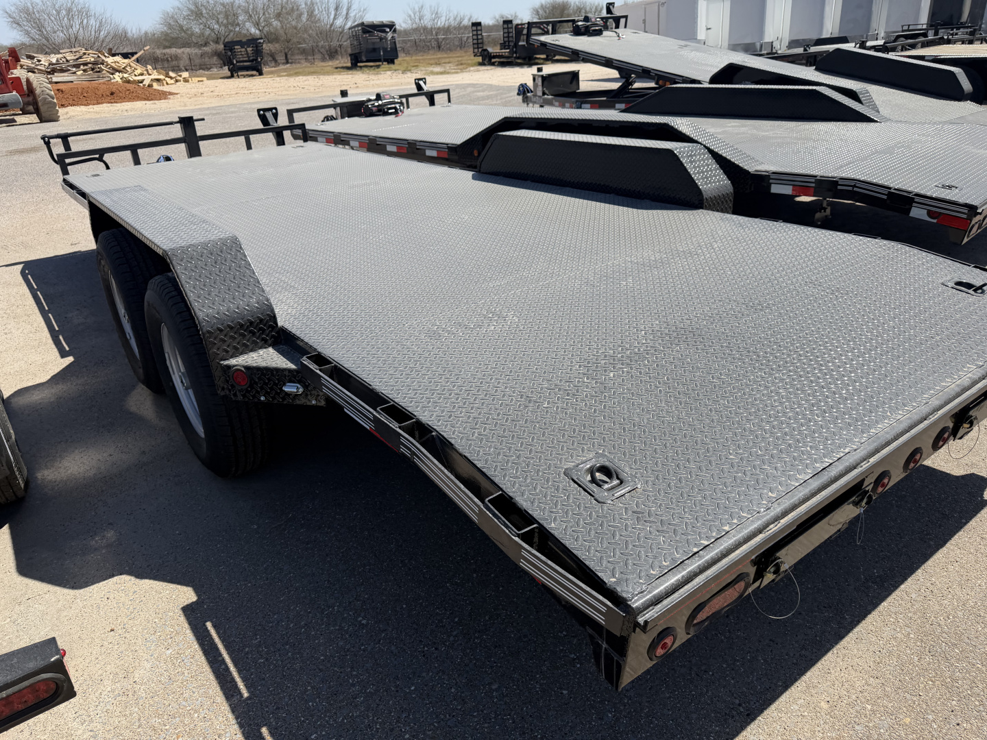 New 2026 East Texas Trailers 83x20ft Heavy Duty Car Hauler
