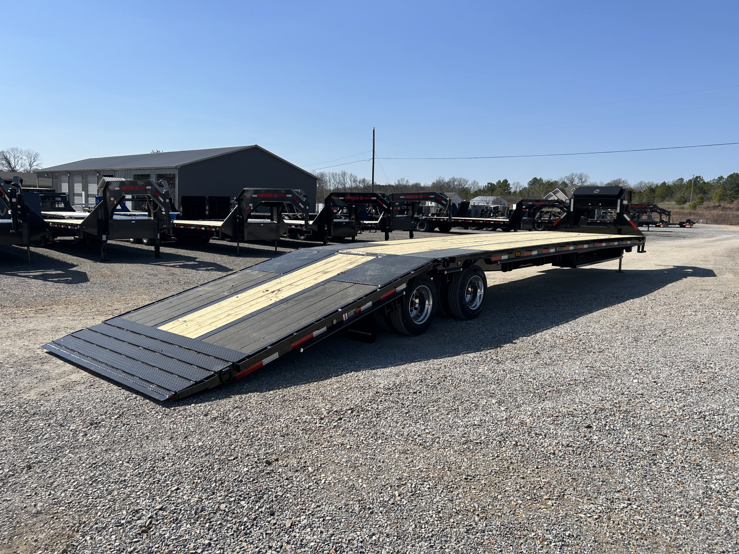 New 2026 MAXXD Gooseneck Trailer | 40' x 102' 30K GVWR
