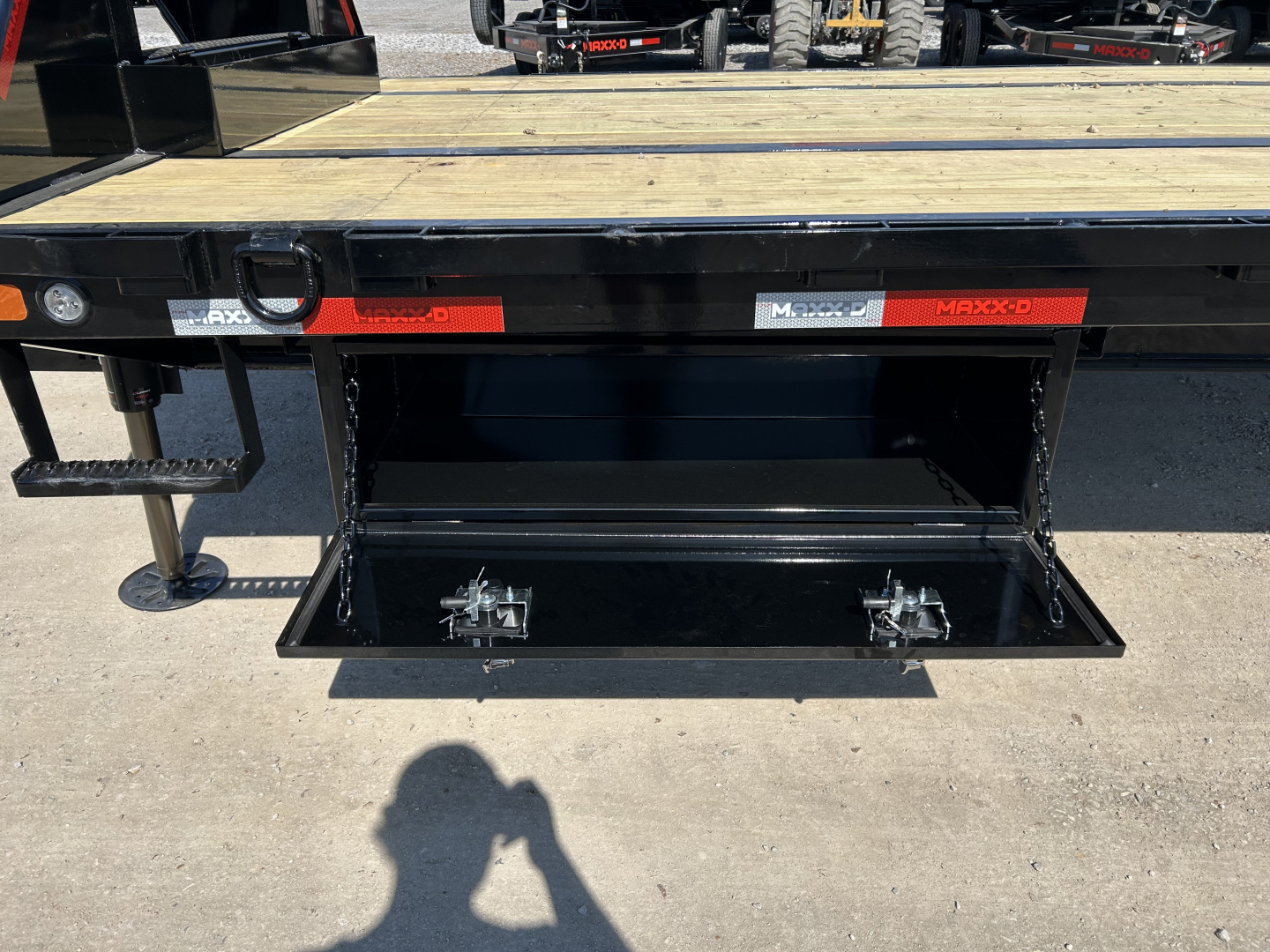 New 2026 MAXXD Gooseneck Trailer | 40' x 102' 30K GVWR