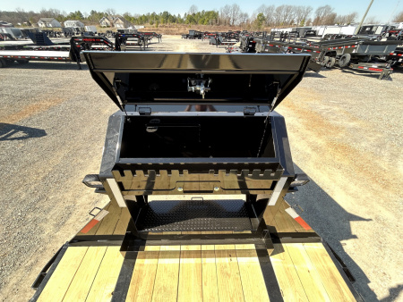 New 2026 MAXXD Gooseneck Trailer | 40' x 102' 30K GVWR