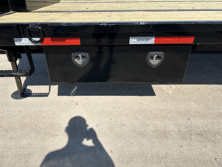 New 2026 MAXXD Gooseneck Trailer | 40' x 102' 30K GVWR