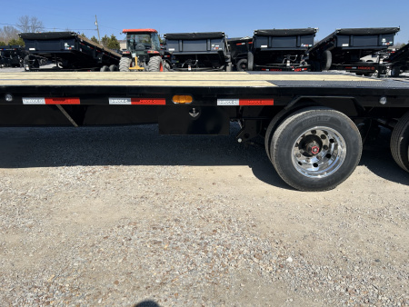 New 2026 MAXXD Gooseneck Trailer | 40' x 102' 30K GVWR