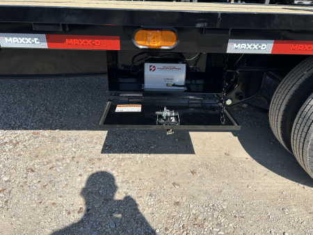 New 2026 MAXXD Gooseneck Trailer | 40' x 102' 30K GVWR