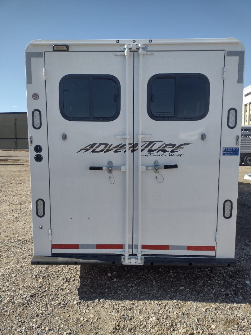 New 2026 Trails West Adventure 4 Horse Trailer