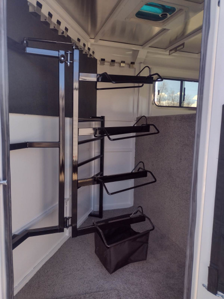 New 2026 Trails West Adventure 4 Horse Trailer